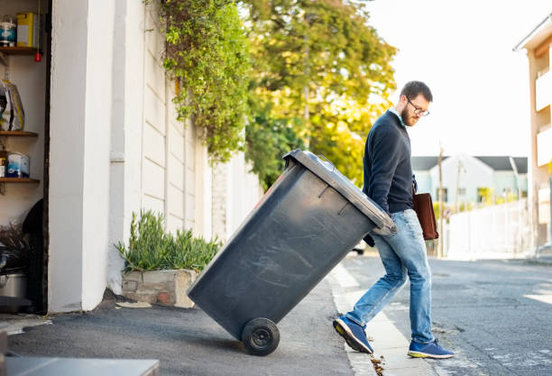 Best Commercial Cleanout Services  in Fosston, MN